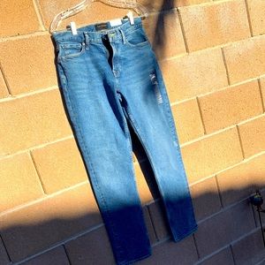 Athletic slim fit pants